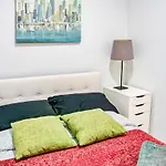 Homestyle - 3Bd - Unit In Central Manhattan